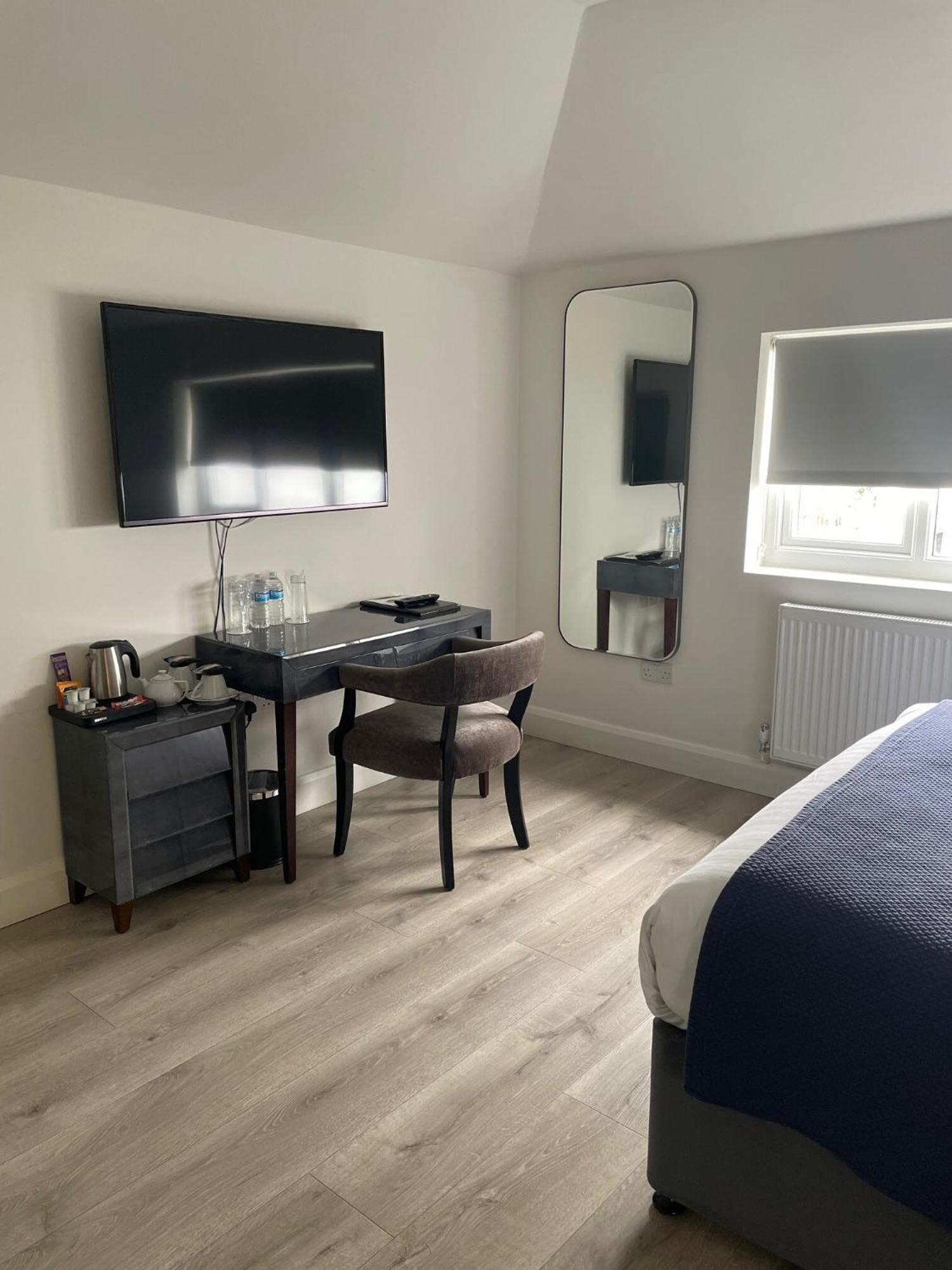 Hotel Nap Inn Barnet Eksteriør bilde