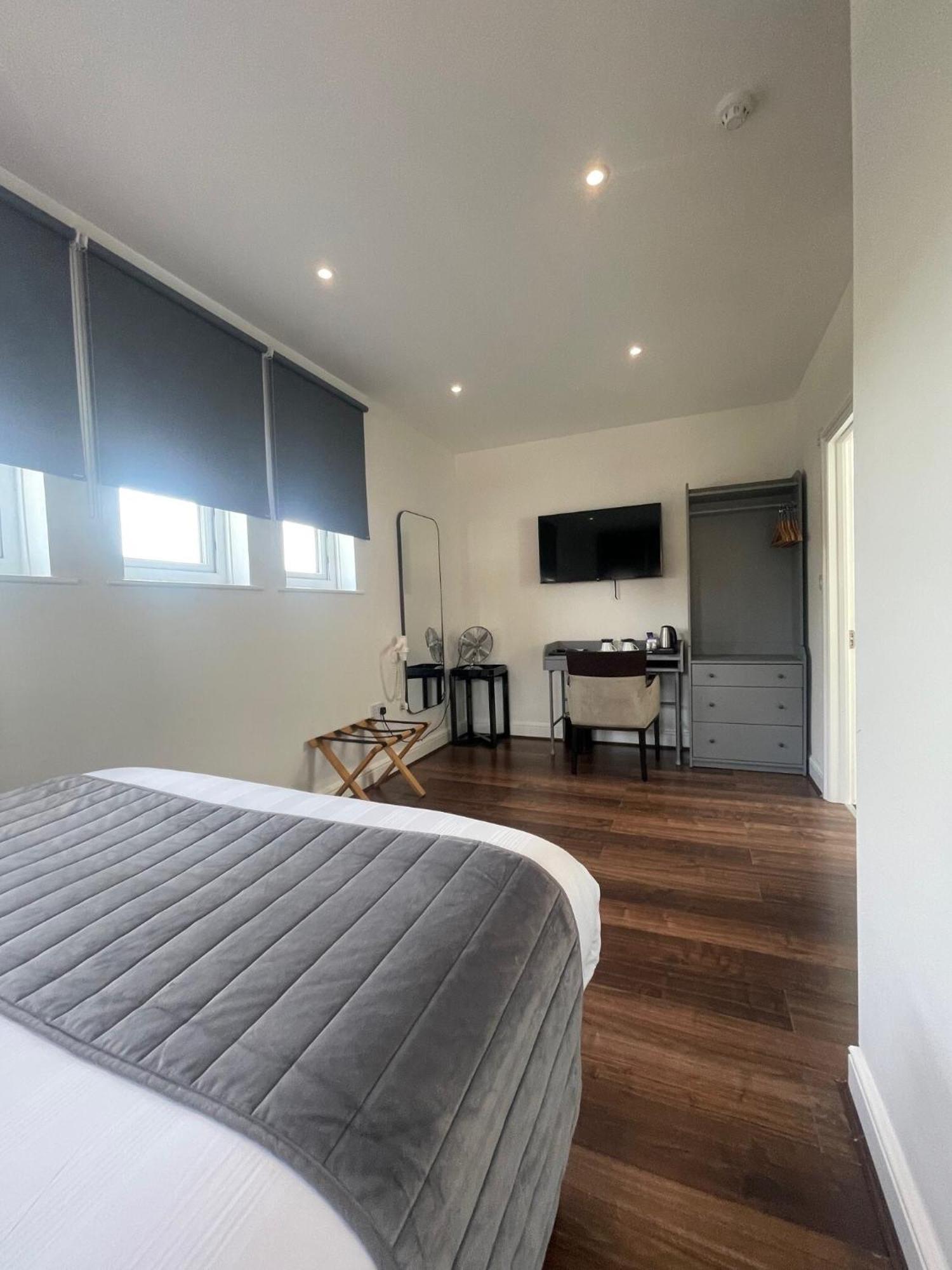 Hotel Nap Inn Barnet Eksteriør bilde
