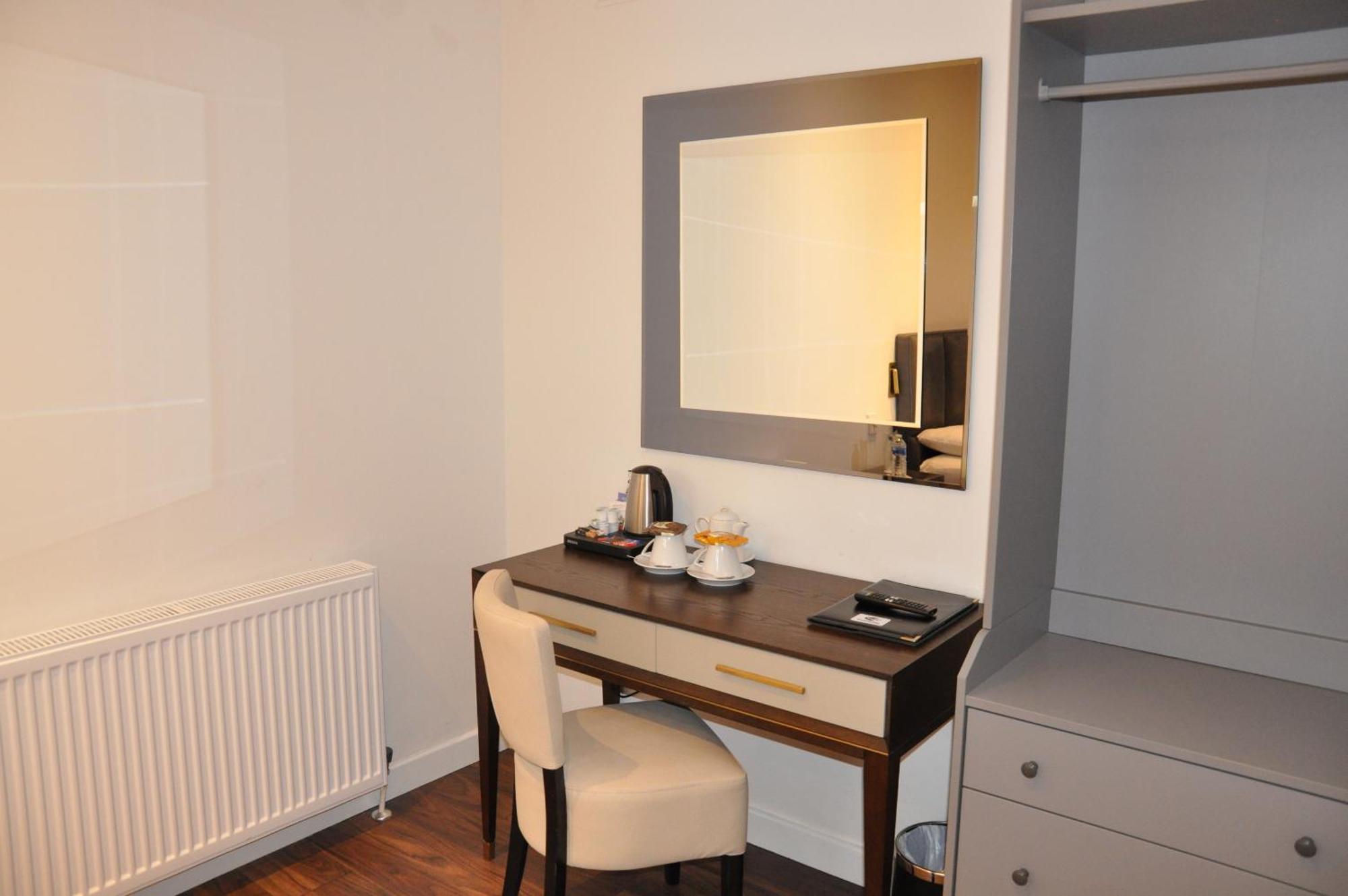 Hotel Nap Inn Barnet Eksteriør bilde